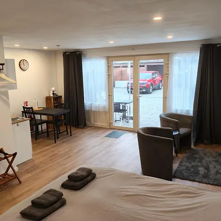 Bed & Breakfast La Cle Des Champs 3*